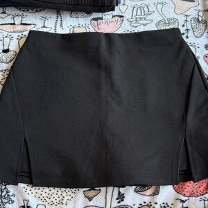 Windsor Sleek Black Mini Skirt